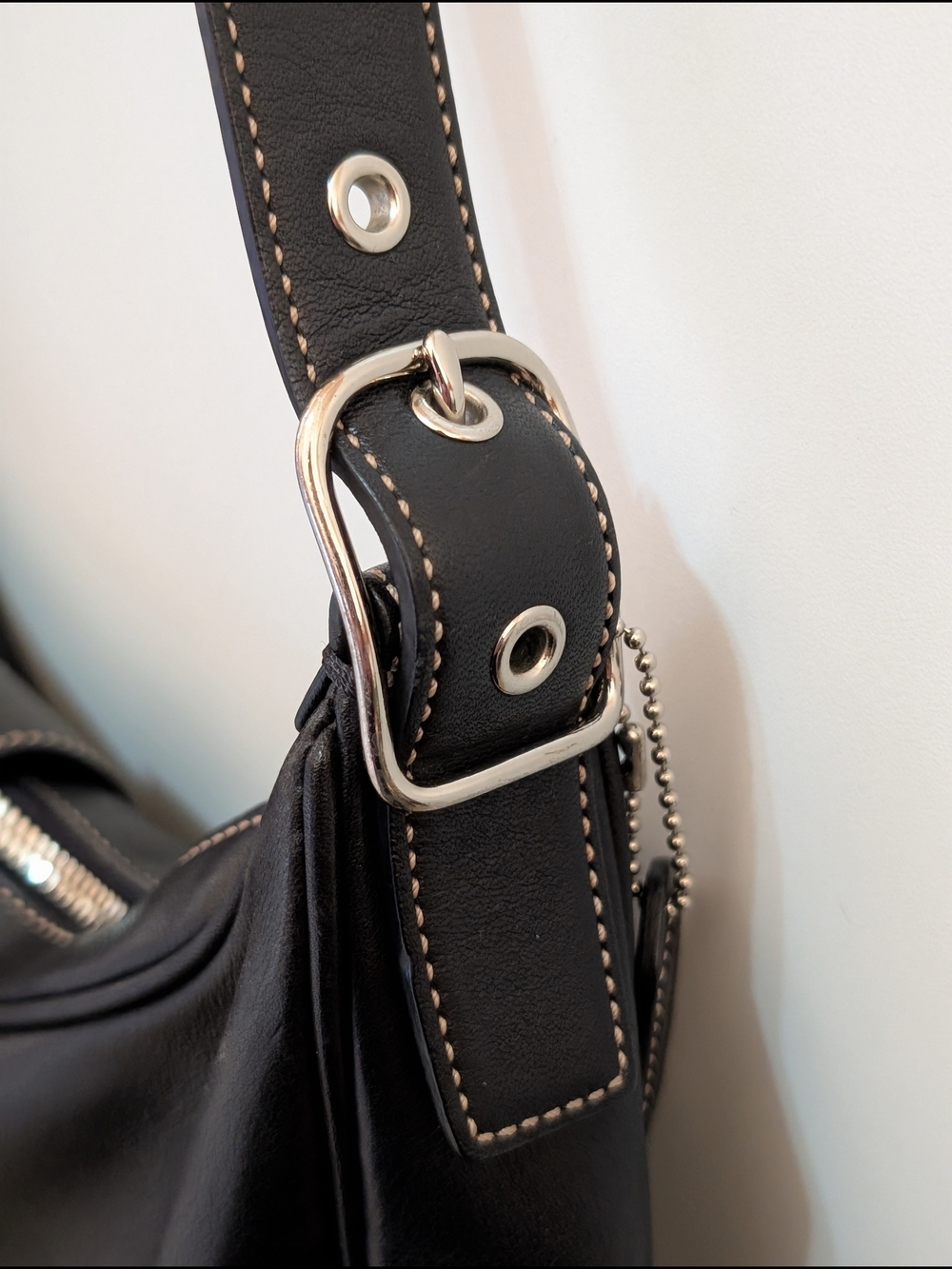 Vintage Y2K Coach Hamptons Leather Buckle Hobo - Picture 5 of 10